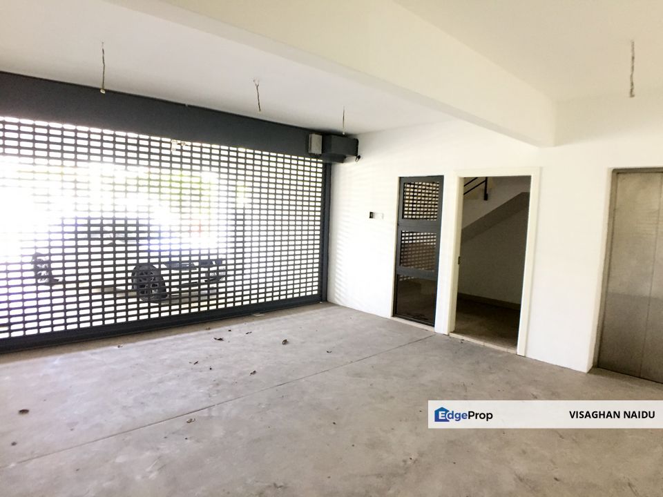 3.5-Storey Terrace for Sale Fields of Gold Villa Senja Taman Anggun Rawang, Selangor, Rawang