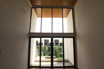 3.5-Storey Terrace for Sale Fields of Gold Villa Senja Taman Anggun Rawang