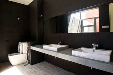 3.5-Storey Terrace for Sale Fields of Gold Villa Senja Taman Anggun Rawang