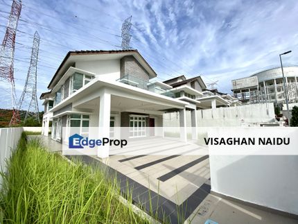 Putra Villa Taman Pinggiran Putra Taman Equine Park Seri Kembangan, Selangor, Puchong South
