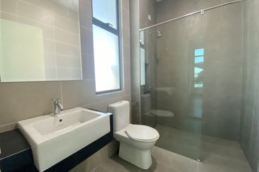 2 Storey Zero-Lot Bungalow for Sale The Rise Emerald West Rawang, Kota Emerald