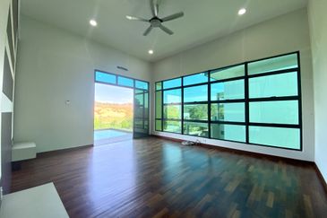 2 Storey Zero-Lot Bungalow for Sale The Rise Emerald West Rawang, Kota Emerald