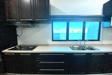 2 Storey Zero-Lot Bungalow for Sale The Rise Emerald West Rawang, Kota Emerald