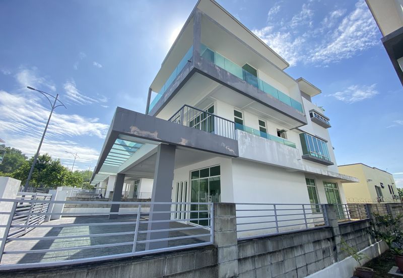 Bandar Country Homes