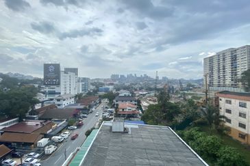 Wisma Bangsar 8 (Wisma Volkswagen), Lorong Maarof