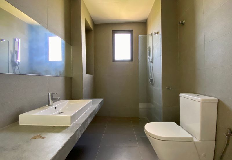 3.5-Storey End-lot Terrace for Sale Fields of Gold Villa Senja Rawang, Rawang