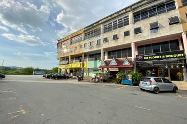 Pusat Bandar Country Homes Rawang, Bandar Country 