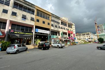 Pusat Bandar Country Homes Rawang, Bandar Country 