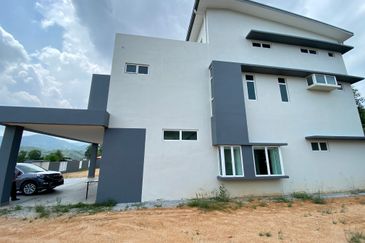 2-Storey Bungalow for Sale Mont Jade 2 Mont Jed Jalan Bukit Jed, Seremban