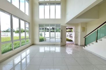 3-Storey Terrace for Sale Serene Residence Rawang, Rawang
