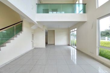 3-Storey Terrace for Sale Serene Residence Rawang, Rawang