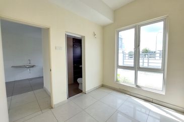 3-Storey Terrace for Sale Serene Residence Rawang, Rawang