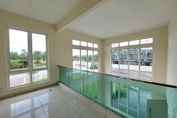 3-Storey Terrace for Sale Serene Residence Rawang, Rawang
