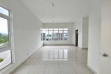 3-Storey Terrace for Sale Serene Residence Rawang, Rawang