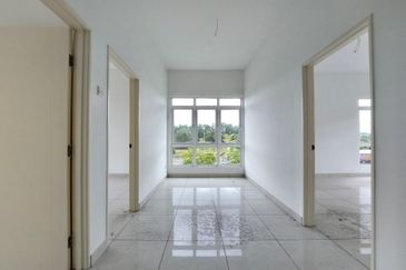 3-Storey Terrace for Sale Serene Residence Rawang, Rawang