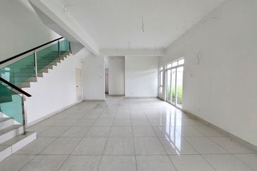 3-Storey Terrace for Sale Serene Residence Rawang, Rawang