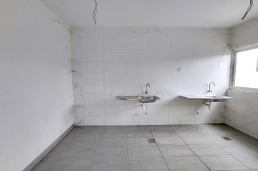 3-Storey Terrace for Sale Serene Residence Rawang, Rawang