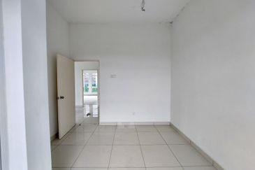 3-Storey Terrace for Sale Serene Residence Rawang, Rawang