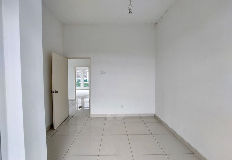 3-Storey Terrace for Sale Serene Residence Rawang, Rawang