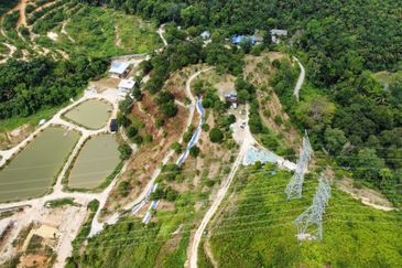 BENTONG TO KL OLD ROAD, BENTONG - KL OLD ROAD, Bentong, Bukit Tinggi 