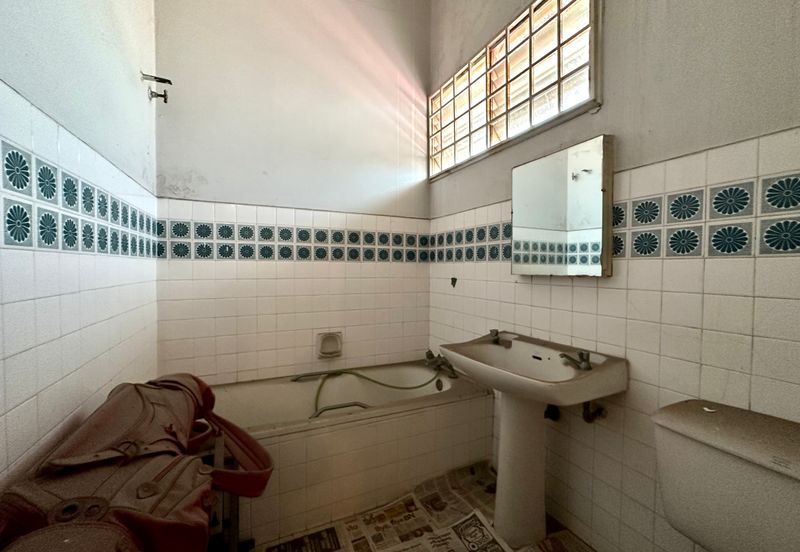 Seksyen 2, Shah Alam