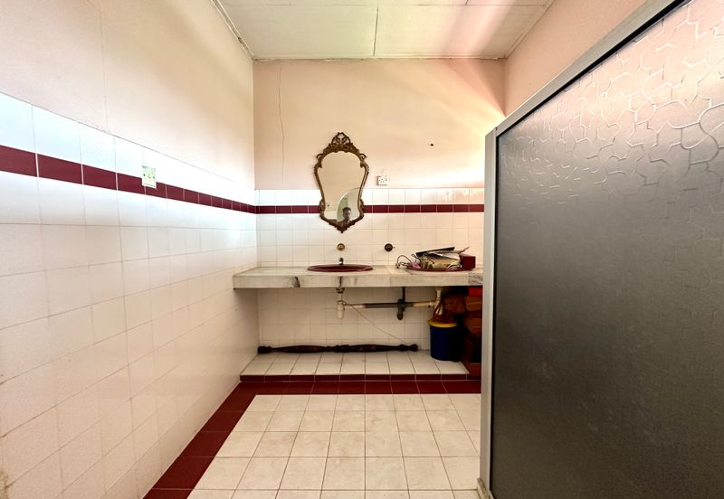 Seksyen 2, Shah Alam