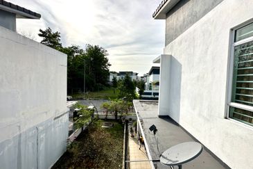 2-Storey Zero-lot Bungalow for Sale Zara Saujana Rawang Alcedo Bungalow, Rawang