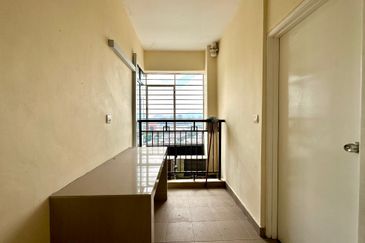 Rivercity Condominium