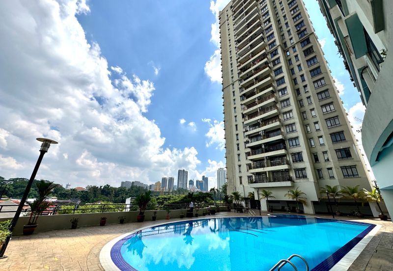 Rivercity Condominium