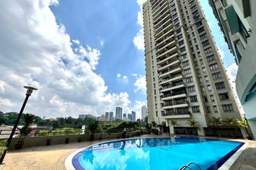 Rivercity Condominium