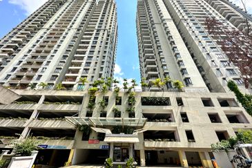 Rivercity Condominium