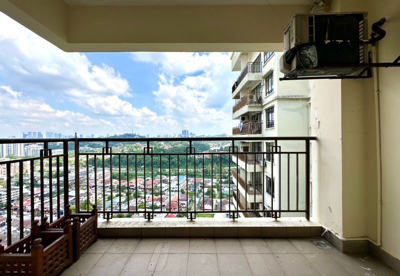 Rivercity Condominium
