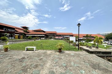 Bandar Country Homes