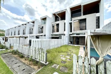 Fields of Gold Villa Senja Kota Emerald Rawang, Rawang