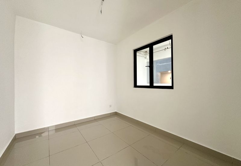 For Sale 3 Bedder at Avia Plus Bandar Country Homes Rawang