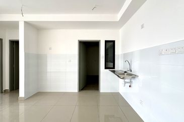 For Sale 3 Bedder at Avia Plus Bandar Country Homes Rawang