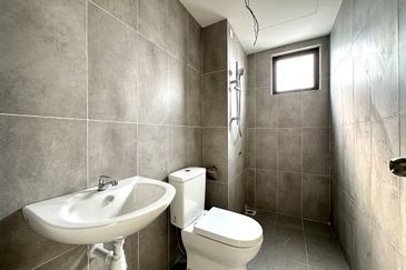 For Sale 3 Bedder at Avia Plus Bandar Country Homes Rawang