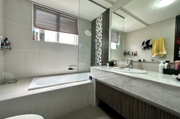 Puteri Palma Condominium @ IOI Resort City