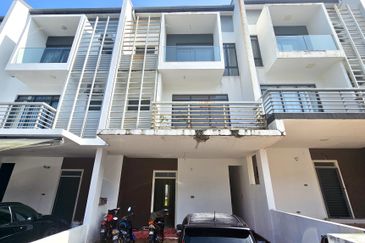 2.5-Storey Terrace for Sale Taman Tasik Residensi LakeClub Parkhome Lake Club Parkhome Rawang