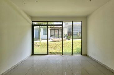 2.5-Storey Terrace for Sale Taman Tasik Residensi LakeClub Parkhome Lake Club Parkhome Rawang