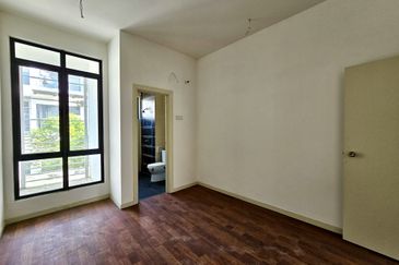 2.5-Storey Terrace for Sale Taman Tasik Residensi LakeClub Parkhome Lake Club Parkhome Rawang