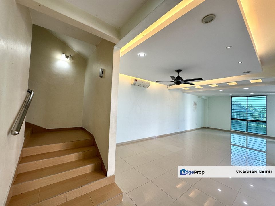 3-Storey Semi-D for Sale Saffron Puteri Heights Rawang | Well Renovated Bandar Country Homes Saujana Rawang Alcedo Regency Parc Kota Emerald Anggun , Selangor, Rawang