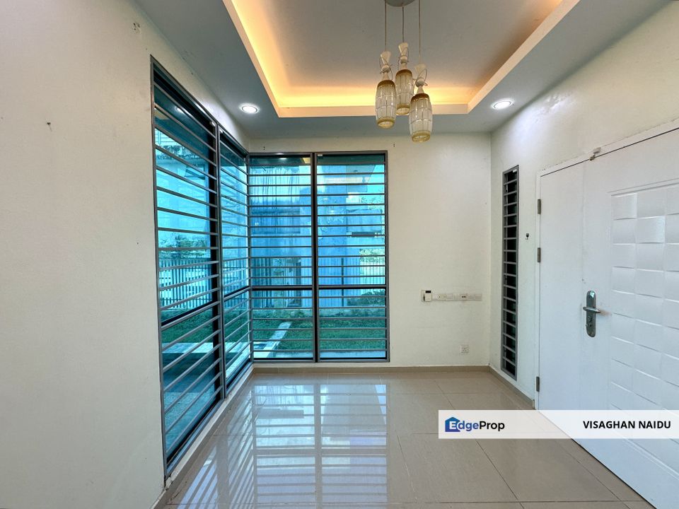 3-Storey Semi-D for Sale Saffron Puteri Heights Rawang | Well Renovated Bandar Country Homes Saujana Rawang Alcedo Regency Parc Kota Emerald Anggun , Selangor, Rawang