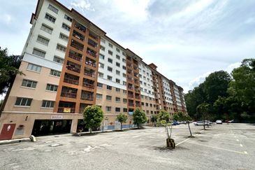 D'Cahaya Apartment