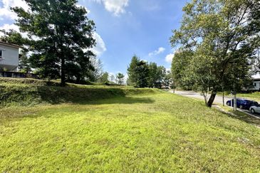 Peridot Precinct Kota Emerald East Rawang, Rawang