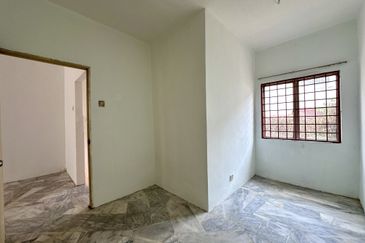 2-Storey Terrace for Sale Desa 13 Bandar Country Homes, Rawang