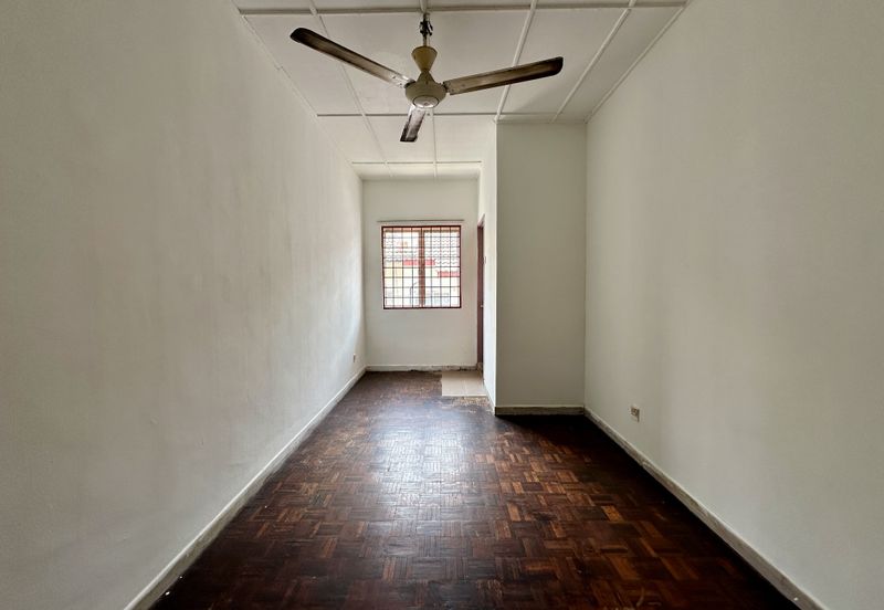 2-Storey Terrace for Sale Desa 13 Bandar Country Homes, Rawang