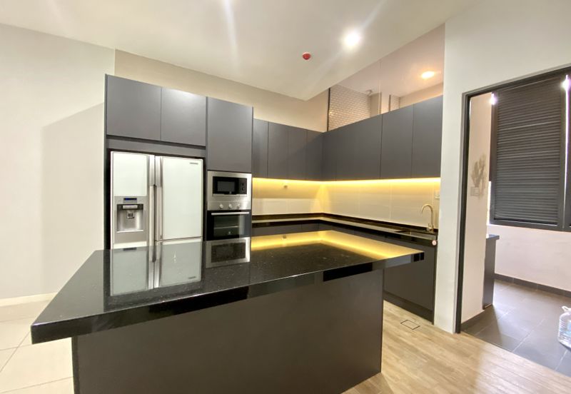 3.5-Storey End-lot Terrace for Sale Fields of Gold Villa Senja Rawang, Rawang