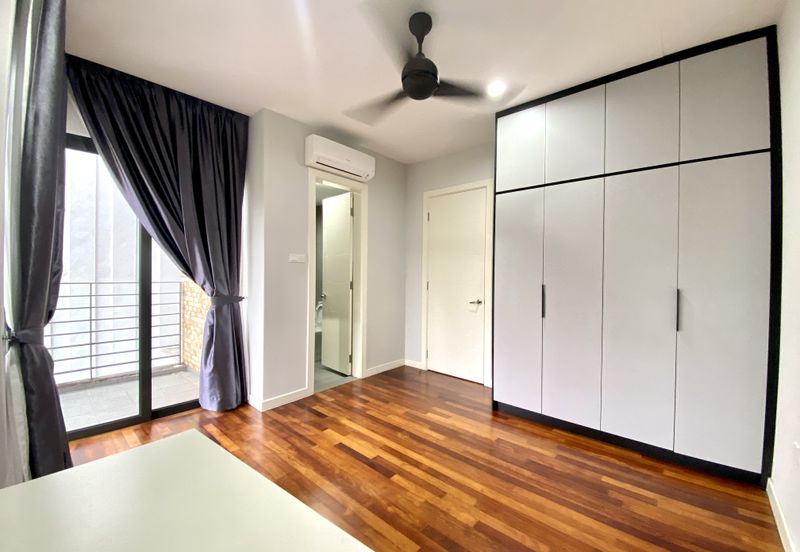 3.5-Storey End-lot Terrace for Sale Fields of Gold Villa Senja Rawang, Rawang