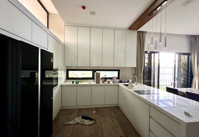 3.5-Storey Terrace for Sale Fields of Gold Villa Senja Rawang, Rawang